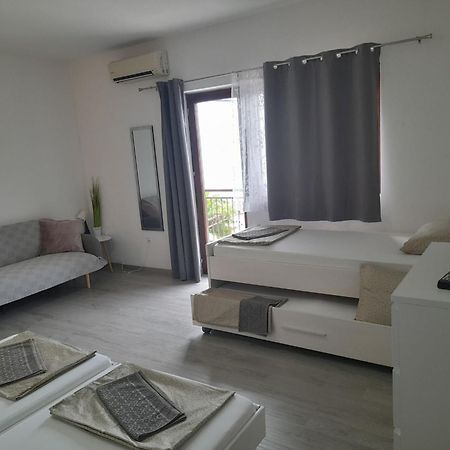 Apartments Stipe Lokva Rogoznica Exterior foto
